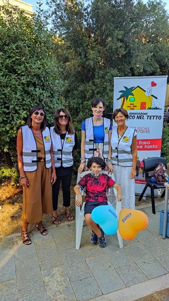 Le nostre amiche dell'associazione un buco nel tetto